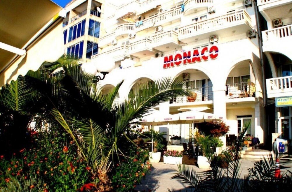 Hotel Monaco App 4*